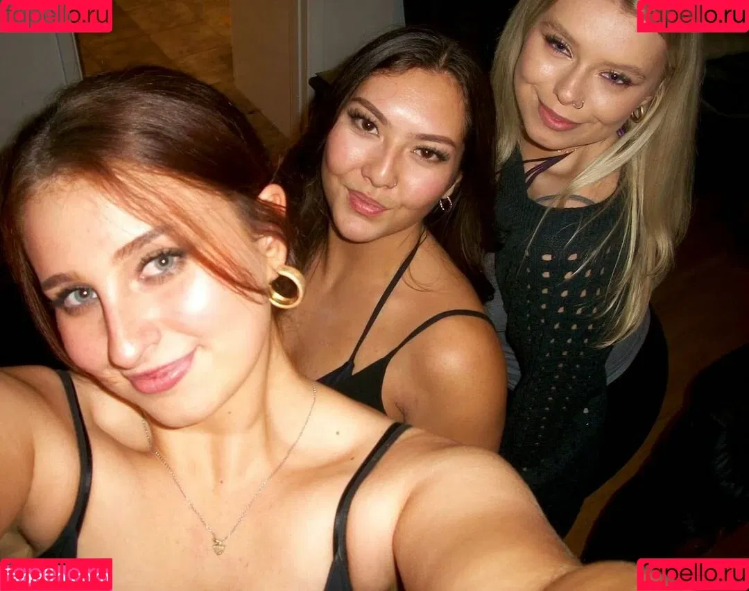 Sarah Anne Hooper Onlyfans Photo Gallery 