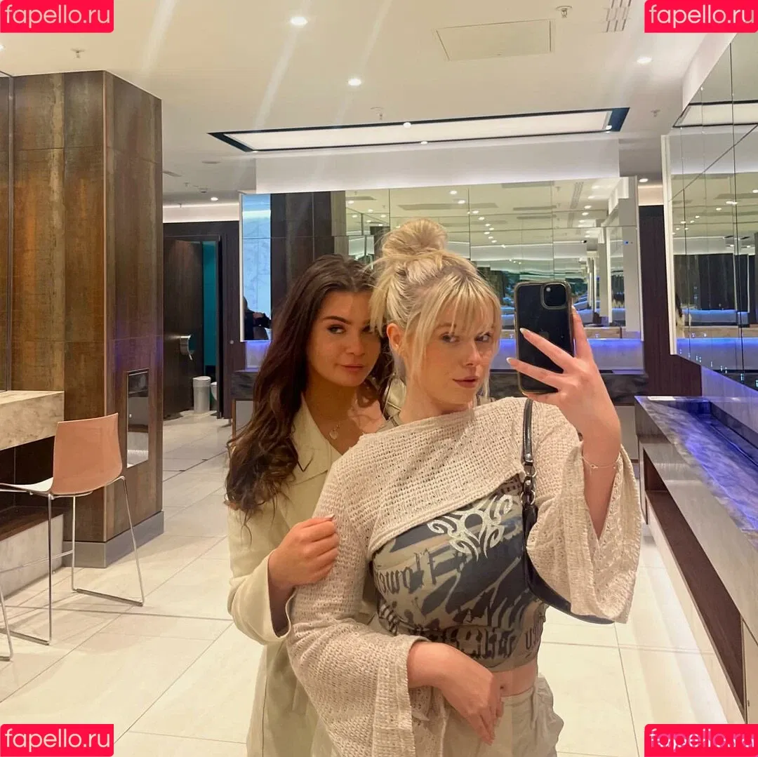 Sarah Anne Hooper Onlyfans Photo Gallery 