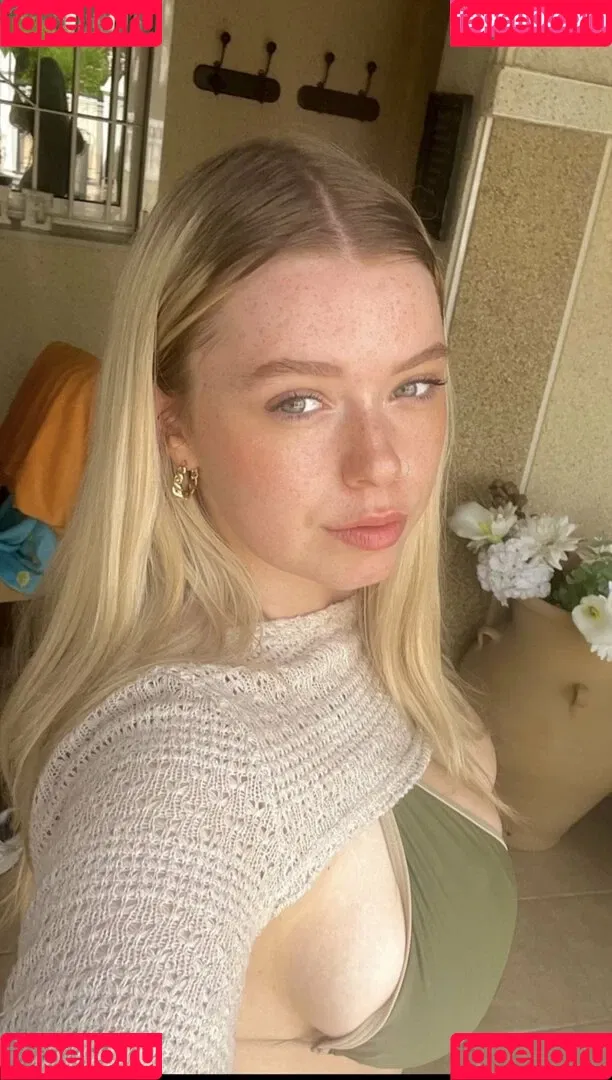 Sarah Anne Hooper Onlyfans Photo Gallery 