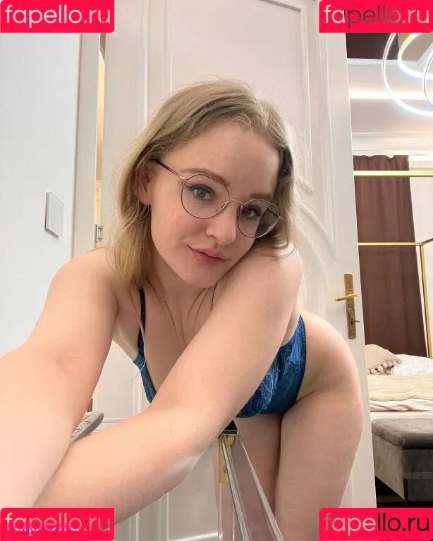Lina-Klein Onlyfans Photo Gallery 