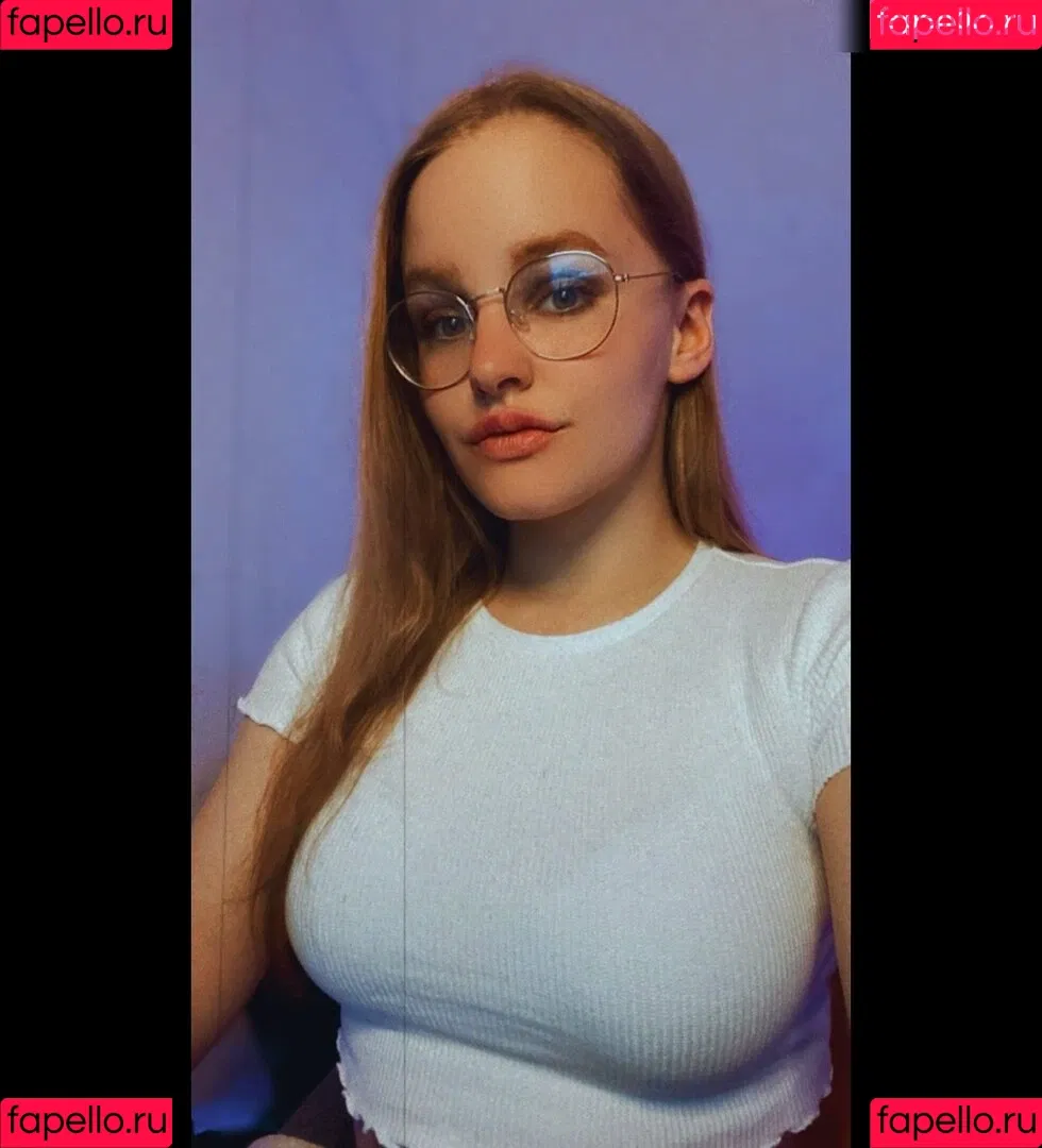 Lina-Klein Onlyfans Photo Gallery 