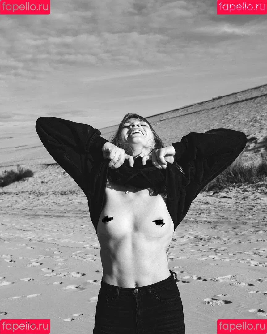 Leawolff Onlyfans Photo Gallery 