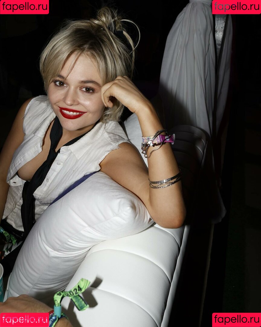 Emily.xx Onlyfans Photo Gallery 