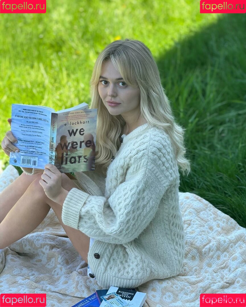 Emily.xx Onlyfans Photo Gallery 