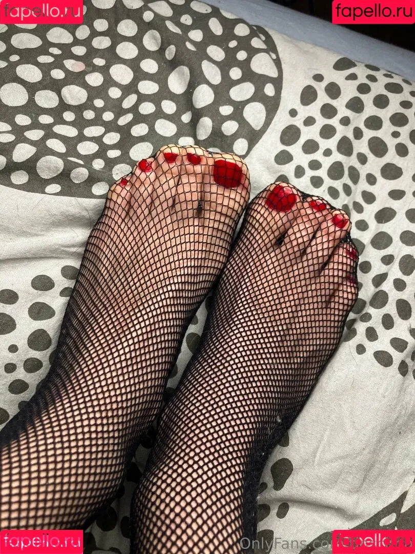 tinschnn Onlyfans Photo Gallery 