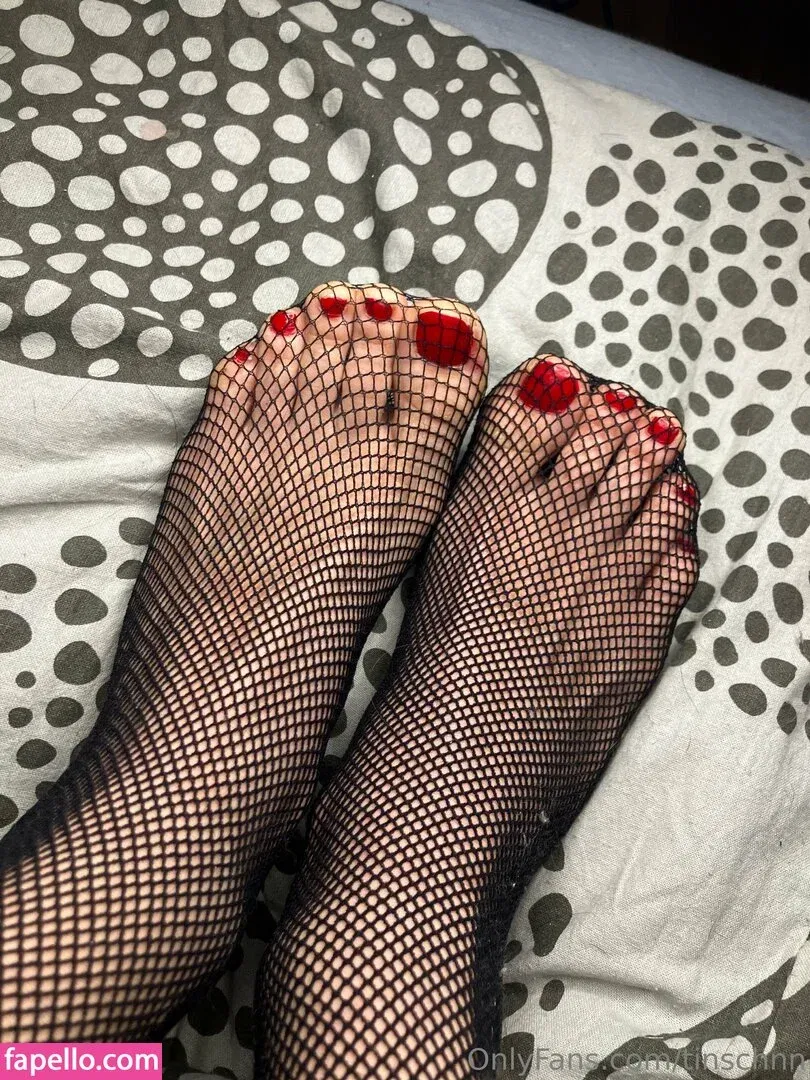 tinschnn Onlyfans Photo Gallery 