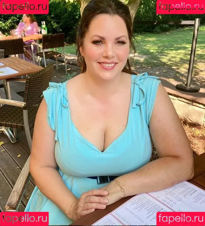 Paula Lambert Onlyfans Photo Gallery 