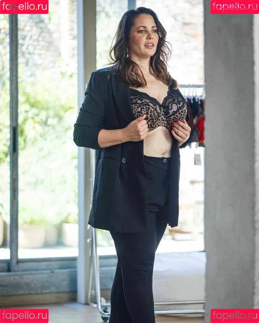 Paula Lambert Onlyfans Photo Gallery 