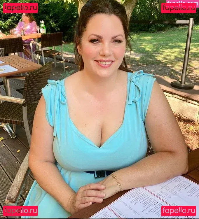 Paula Lambert Onlyfans Photo Gallery 