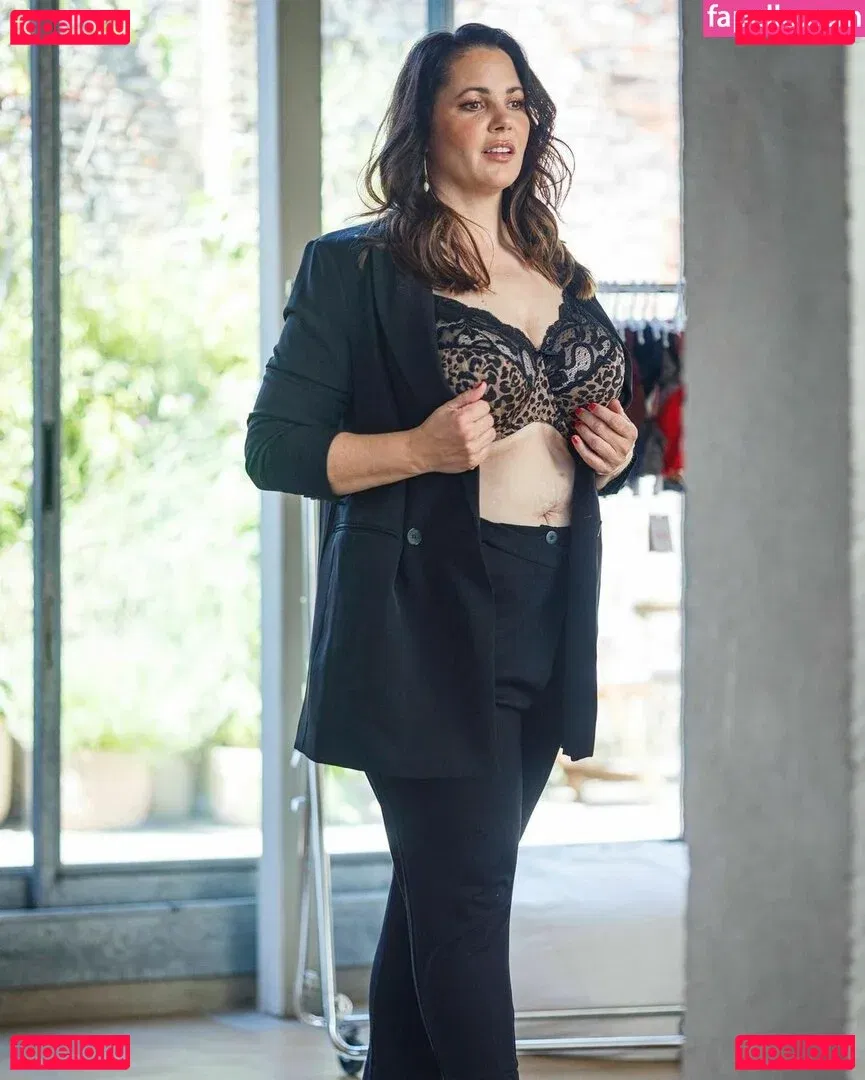 Paula Lambert Onlyfans Photo Gallery 