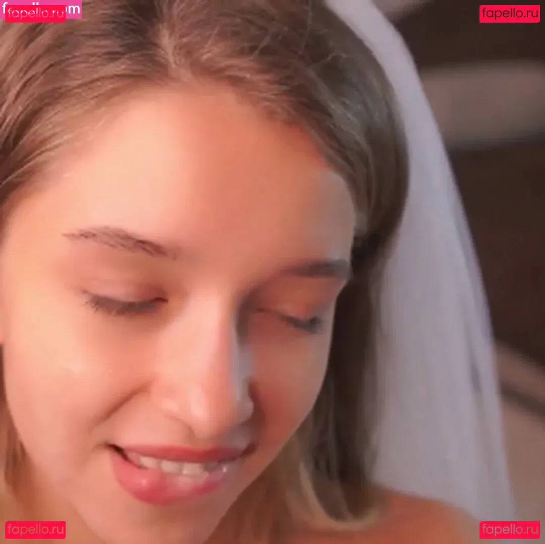 grettabenett_ Onlyfans Photo Gallery 