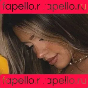 Almira Azemi Onlyfans Photo Gallery 