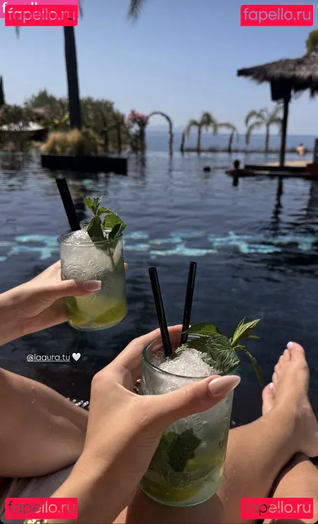 Almira Azemi Onlyfans Photo Gallery 