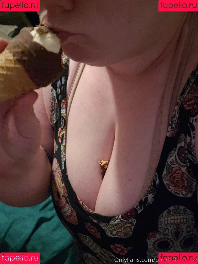 pandafluff1137 Onlyfans Photo Gallery 