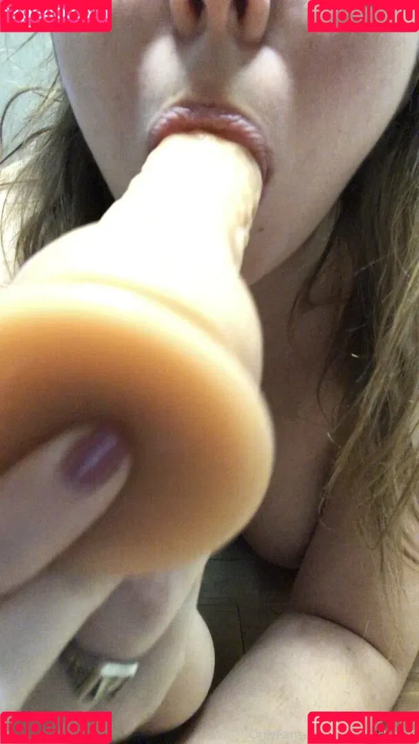 cheekychar96 Onlyfans Photo Gallery 