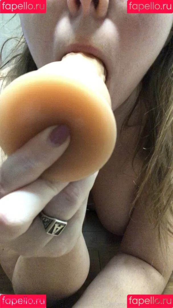 cheekychar96 Onlyfans Photo Gallery 
