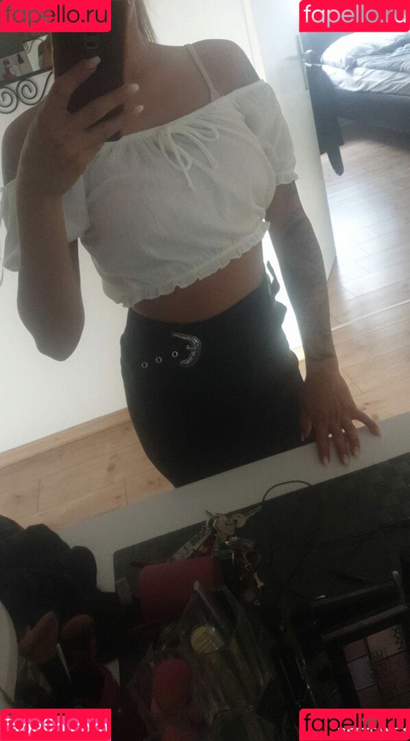 mellashz Onlyfans Photo Gallery 