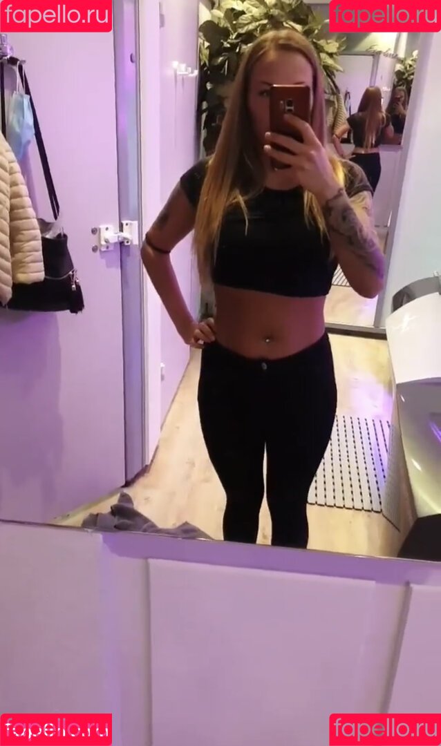 mellashz Onlyfans Photo Gallery 