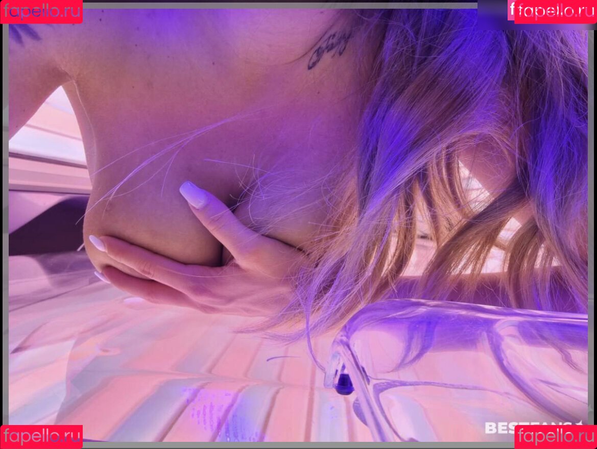 mellashz Onlyfans Photo Gallery 