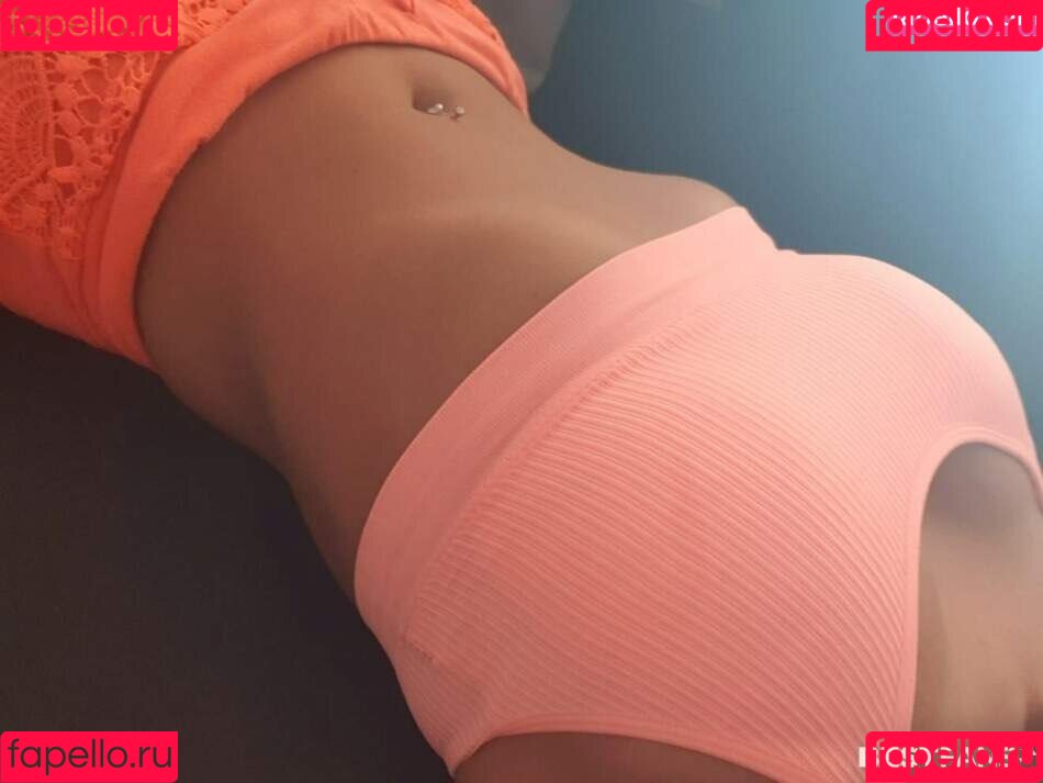 mellashz Onlyfans Photo Gallery 