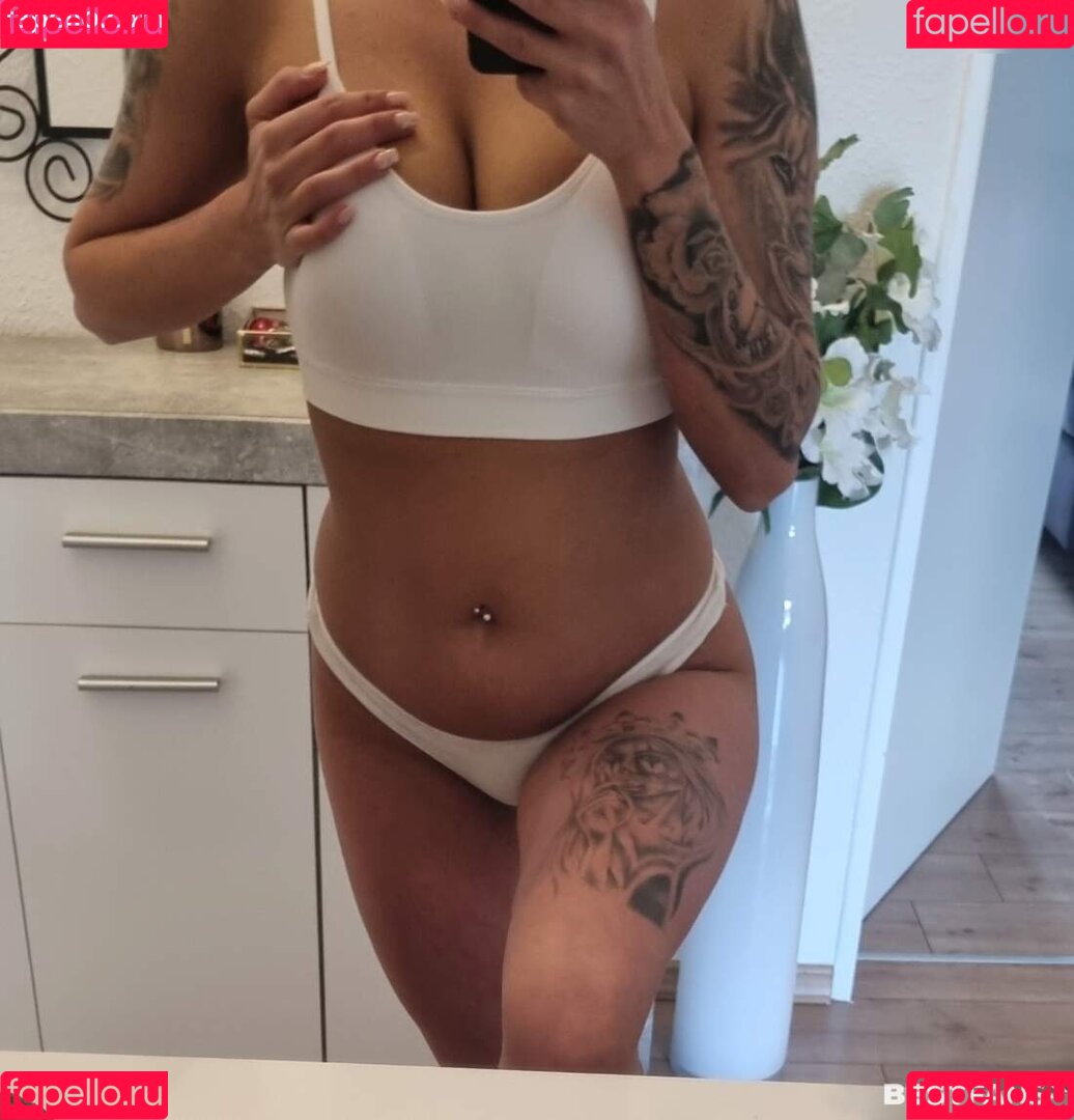 mellashz Onlyfans Photo Gallery 