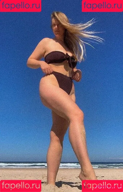 Amelia Jaane Onlyfans Photo Gallery 