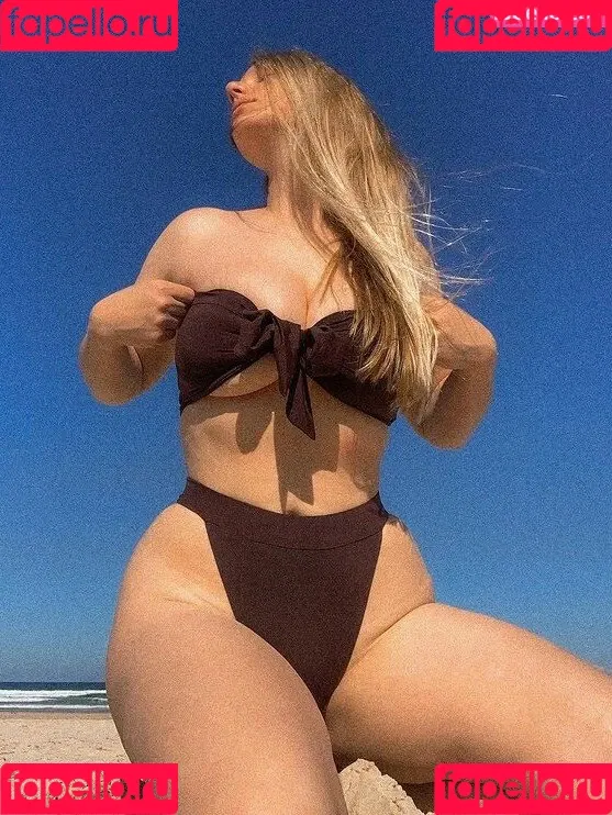 Amelia Jaane Onlyfans Photo Gallery 