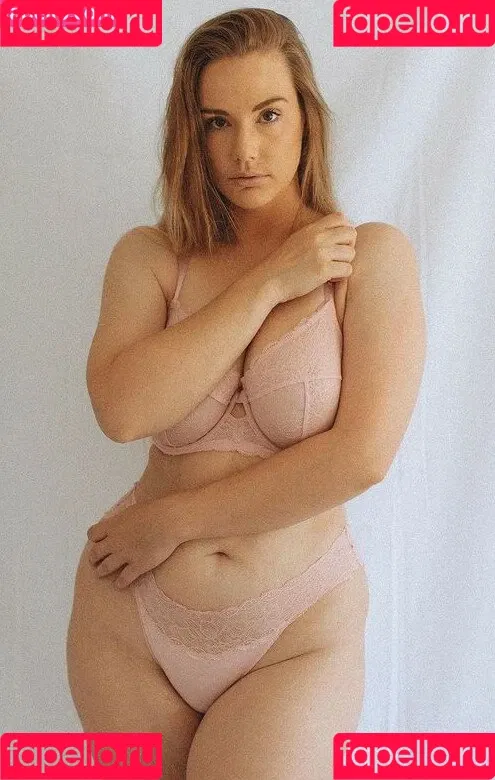 Amelia Jaane Onlyfans Photo Gallery 