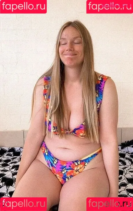 Amelia Jaane Onlyfans Photo Gallery 