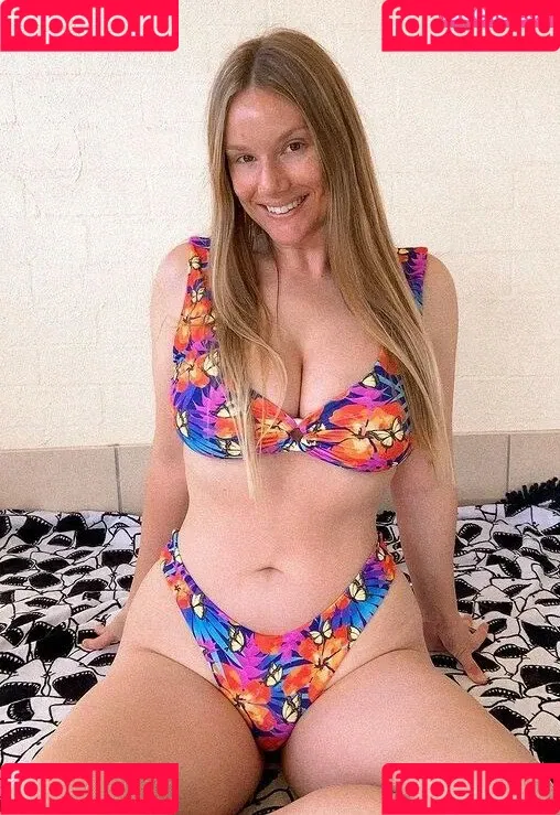 Amelia Jaane Onlyfans Photo Gallery 