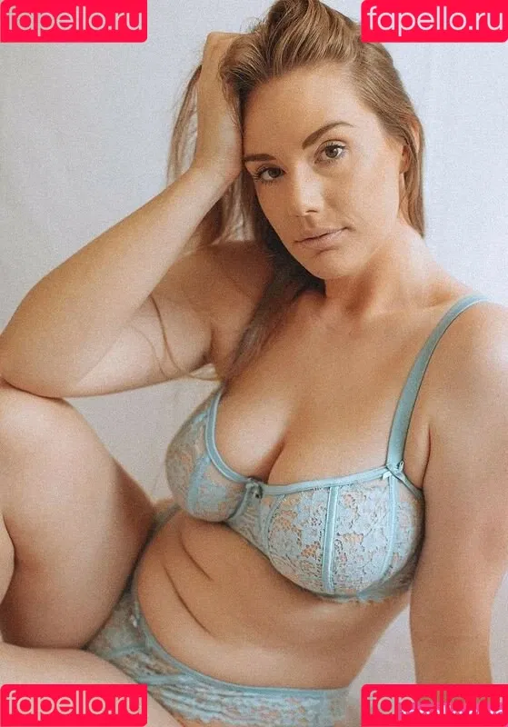 Amelia Jaane Onlyfans Photo Gallery 