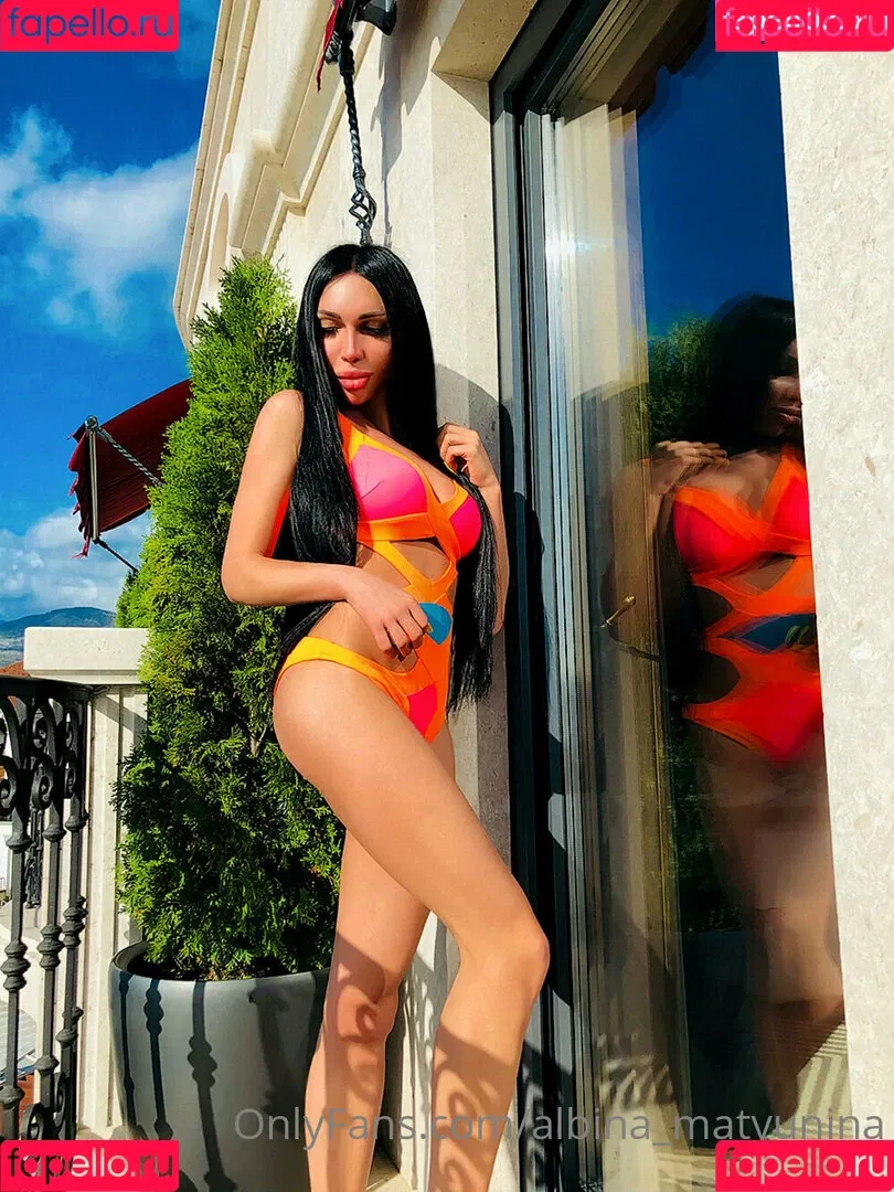 albina_matyunina Onlyfans Photo Gallery 