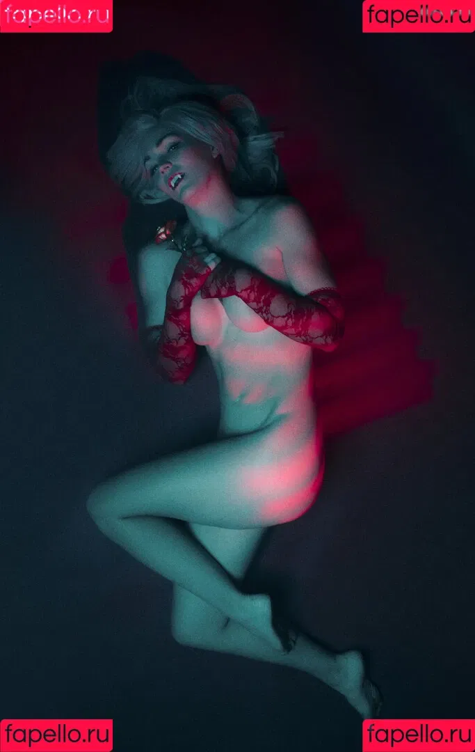 Stephanie Worth Onlyfans Photo Gallery 