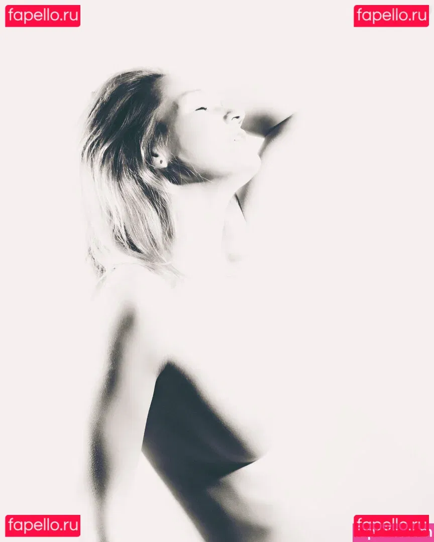 Stephanie Worth Onlyfans Photo Gallery 