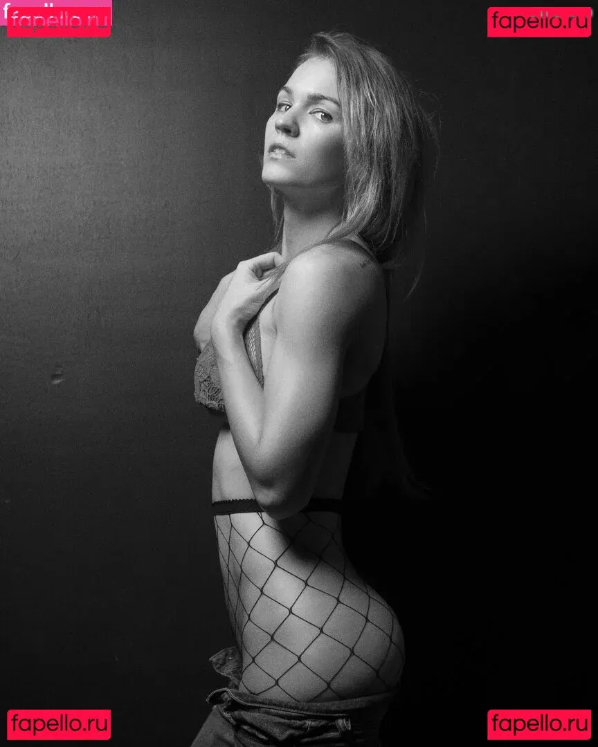 Stephanie Worth Onlyfans Photo Gallery 