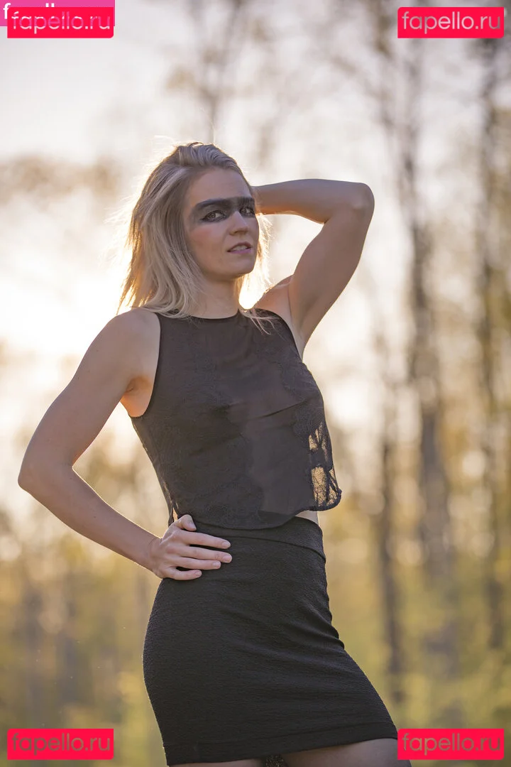 Stephanie Worth Onlyfans Photo Gallery 