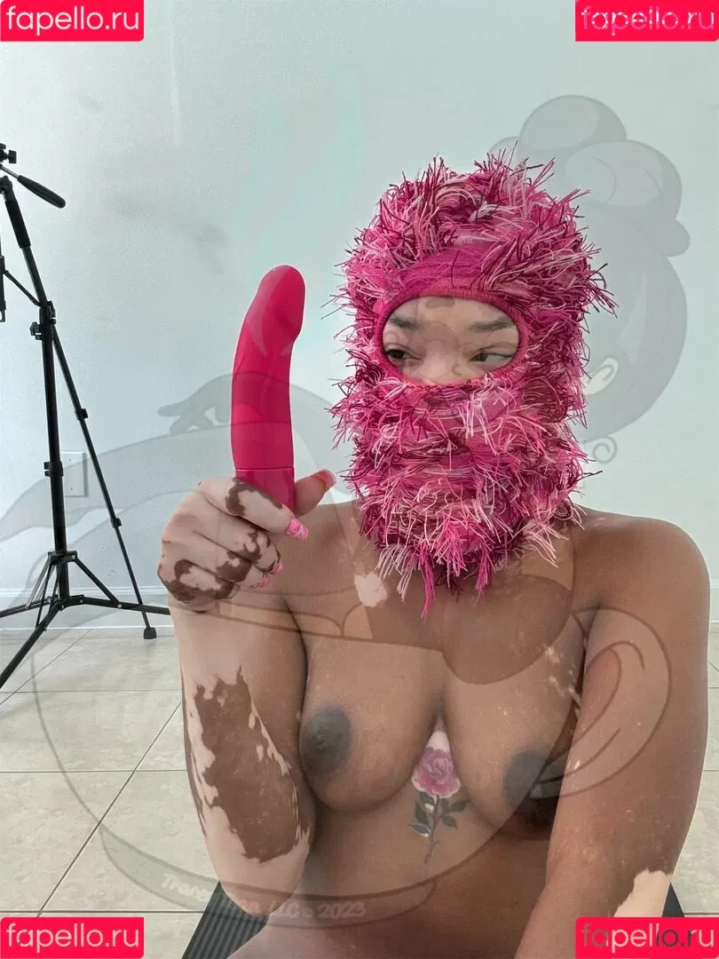 Curiousiteaaa Onlyfans Photo Gallery 