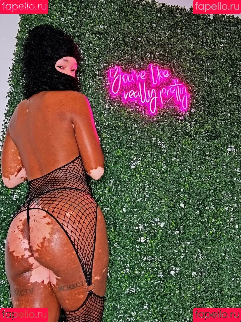 Curiousiteaaa Onlyfans Photo Gallery 