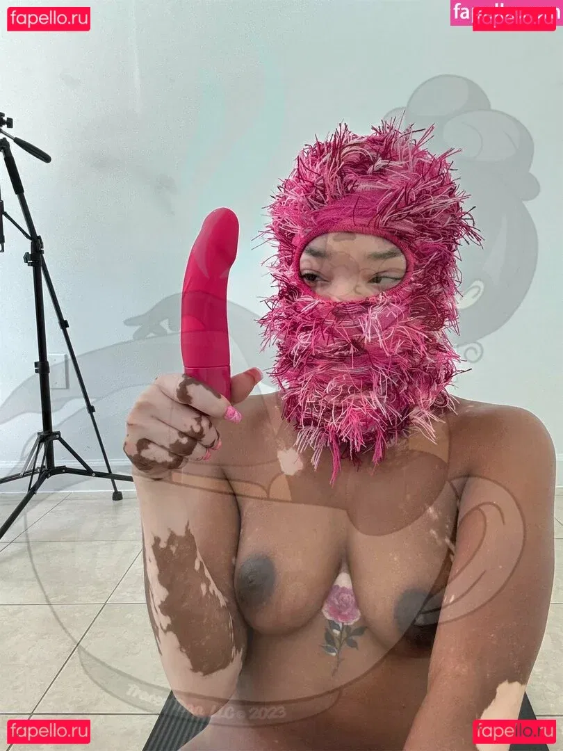 Curiousiteaaa Onlyfans Photo Gallery 