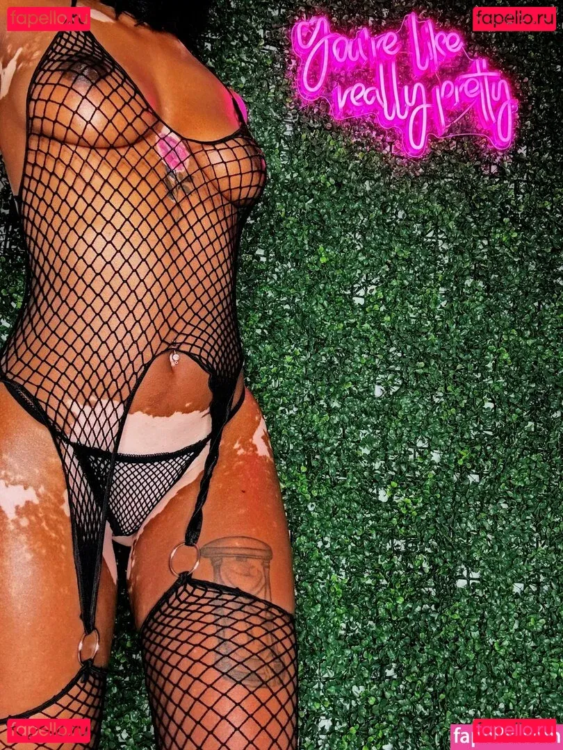 Curiousiteaaa Onlyfans Photo Gallery 