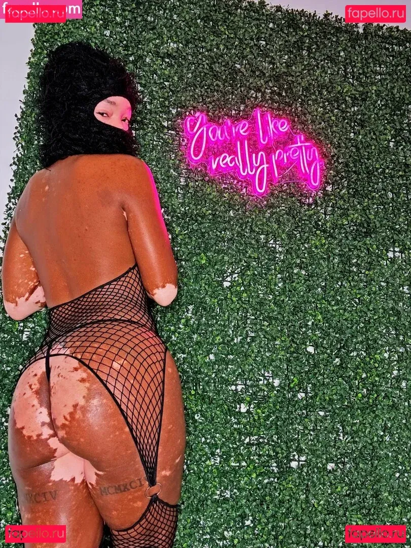 Curiousiteaaa Onlyfans Photo Gallery 