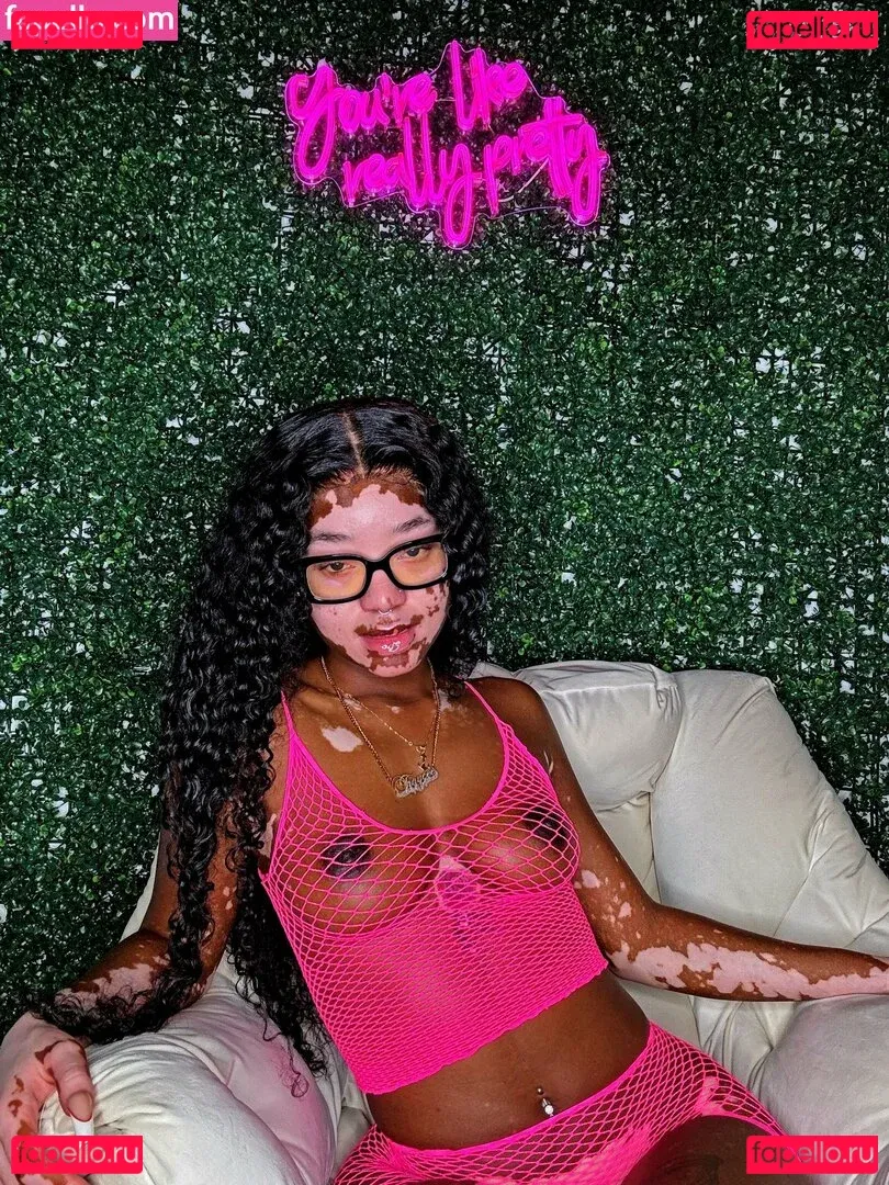 Curiousiteaaa Onlyfans Photo Gallery 