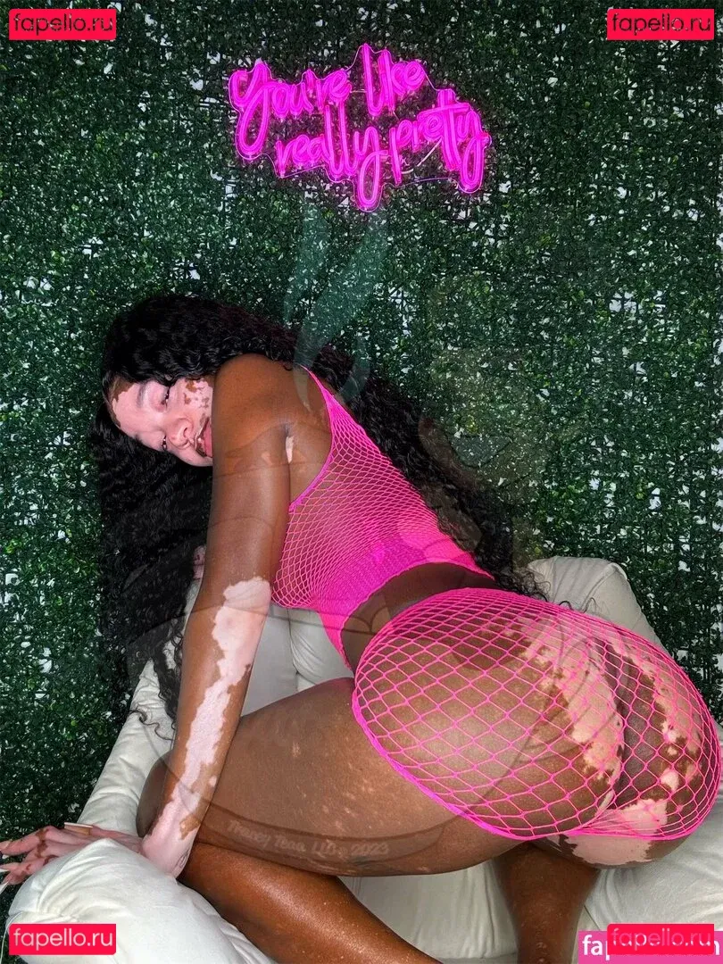 Curiousiteaaa Onlyfans Photo Gallery 