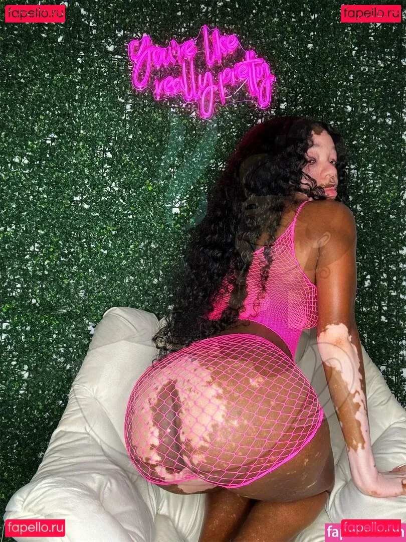 Curiousiteaaa Onlyfans Photo Gallery 