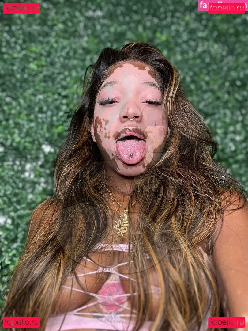 Curiousiteaaa Onlyfans Photo Gallery 