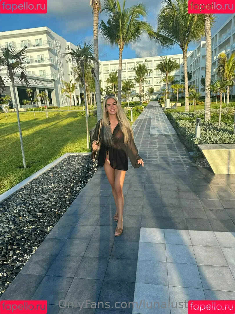 lunalust_official Onlyfans Photo Gallery 