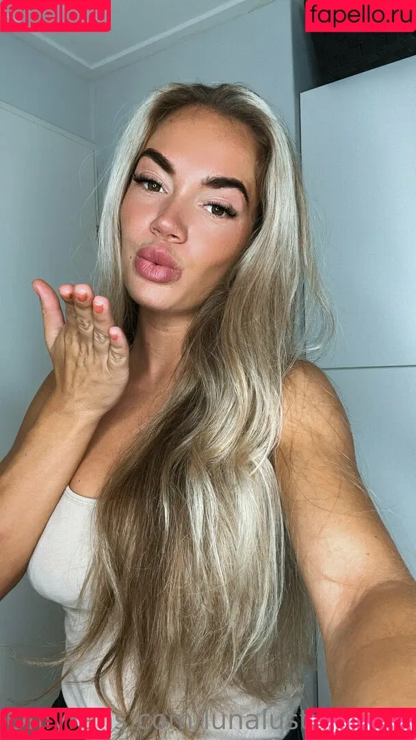 lunalust_official Onlyfans Photo Gallery 