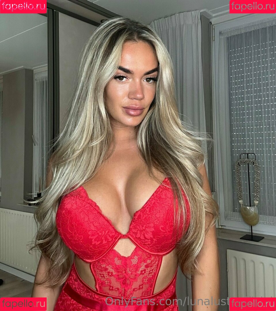 lunalust_official Onlyfans Photo Gallery 