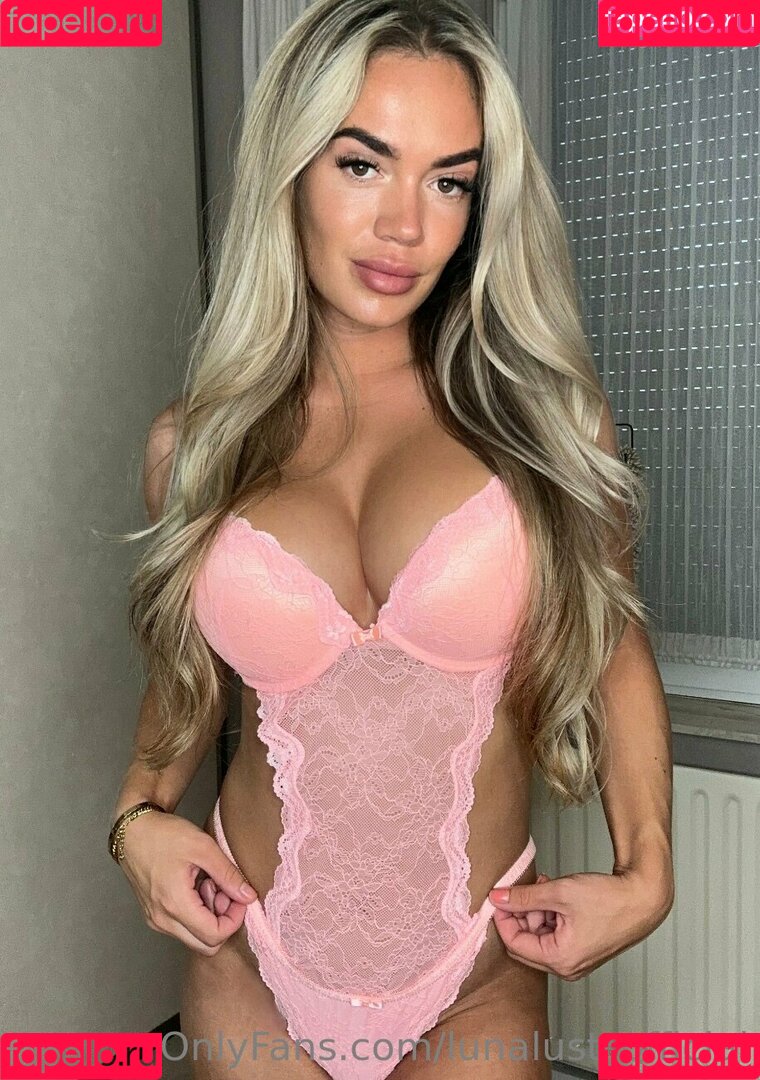 lunalust_official Onlyfans Photo Gallery 