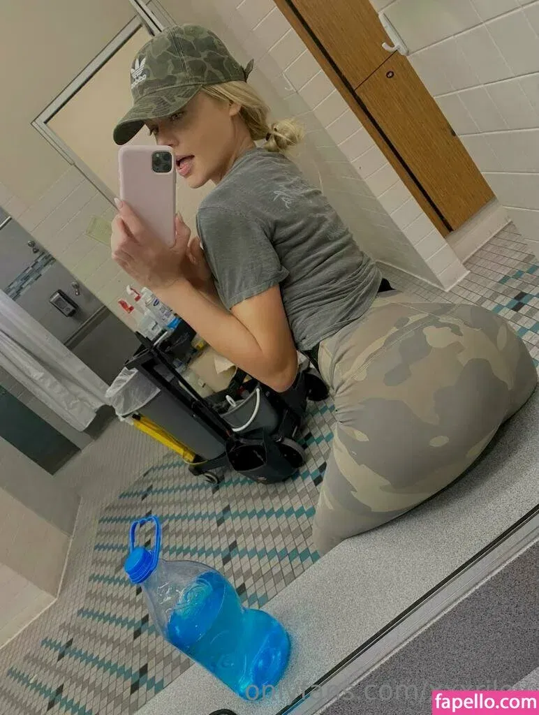 Xoxocurlyy Onlyfans Photo Gallery 